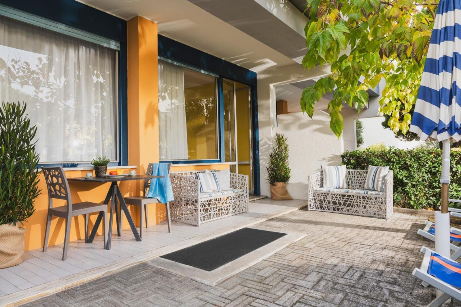 Hotel Club La Villa Martinsicuro Exterior photo